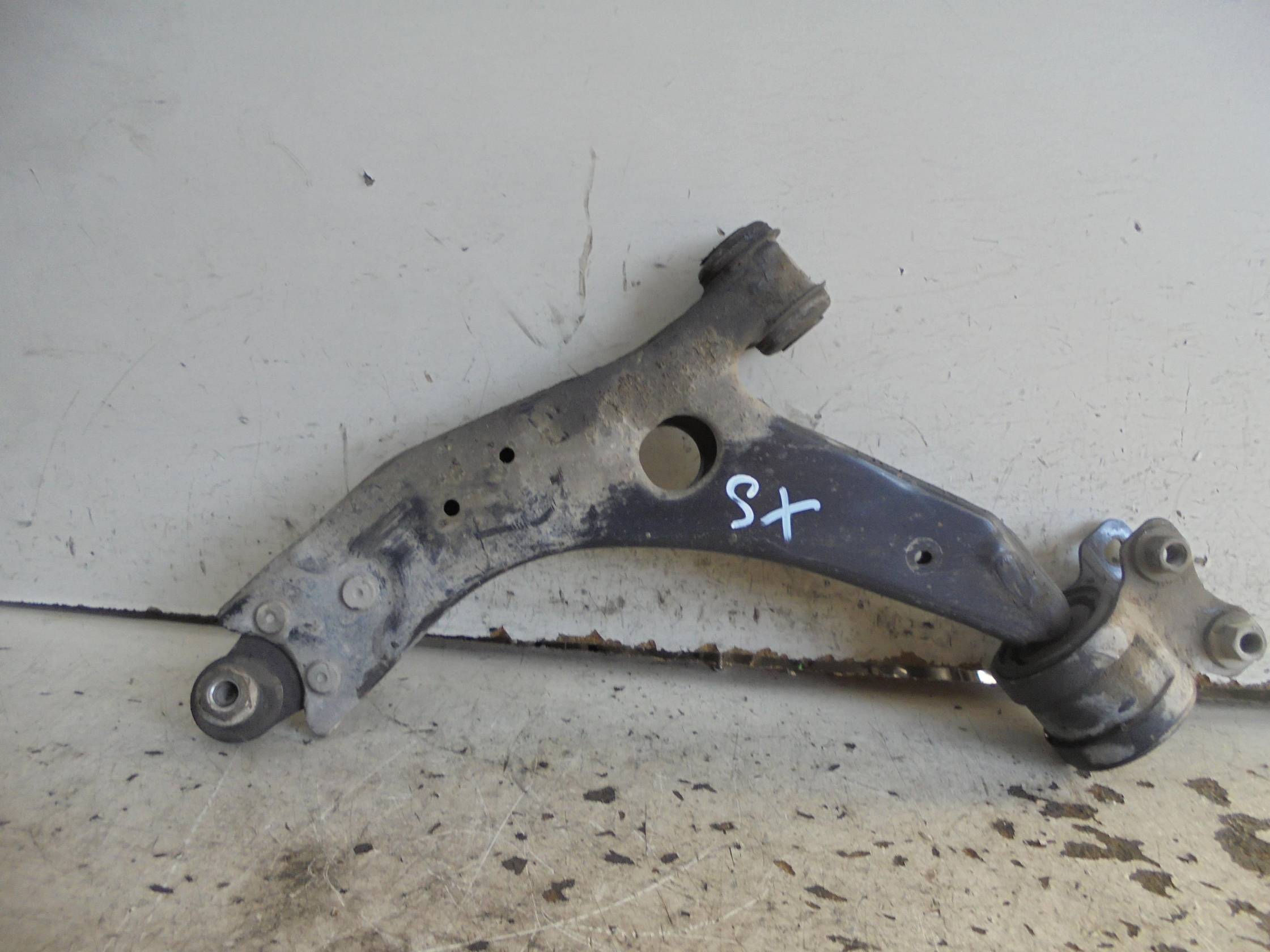 Braccio oscillante sosp. ant. sx.